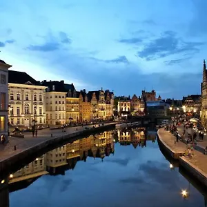 https://romantic-unesco-medieval-house-in-the-city-center.hotelsghent.com