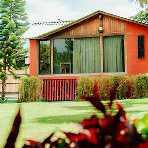 https://mckays-quinta.hotelsquito.com