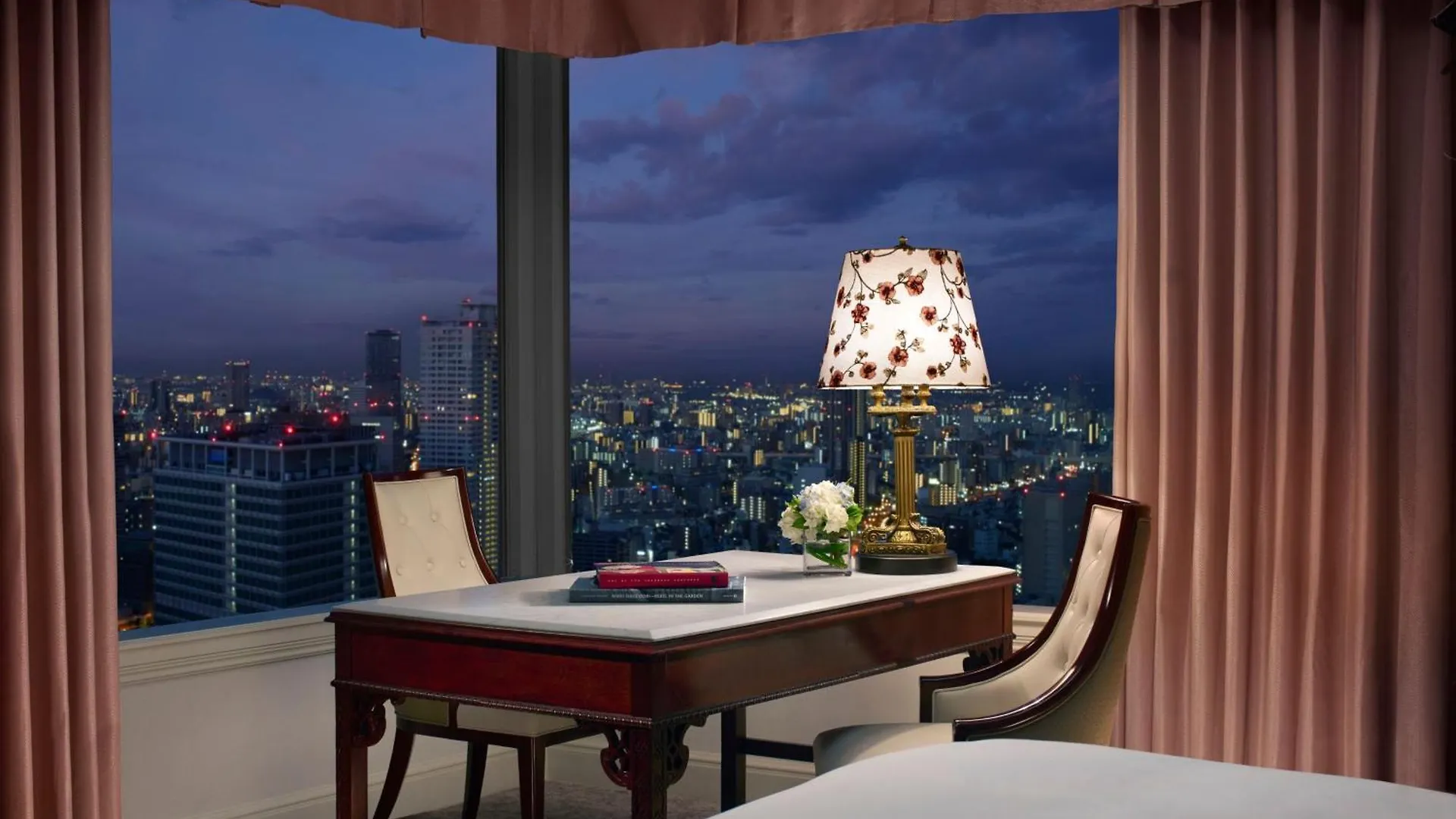 The Ritz-Carlton Osaka Hotel 5*,